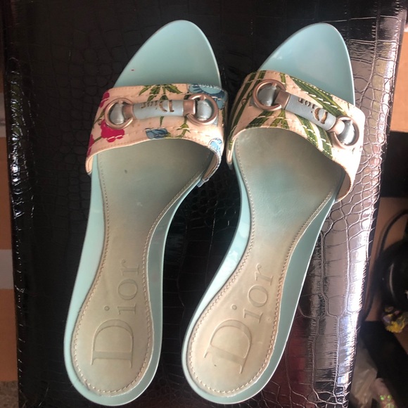 Dior Sandal - Picture 2 of 5